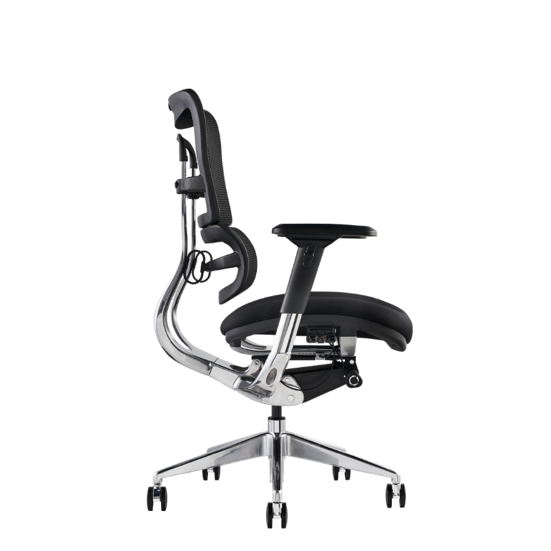 i29 a modern ergonomic office chair with a black mesh backrest, padded seat and armrests, and a curved chrome metal frame on a five-star wheeled base, view from the side.