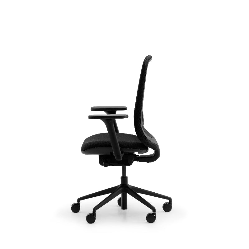 Lavoro Storr Task Chair in black – Storr Profile Black