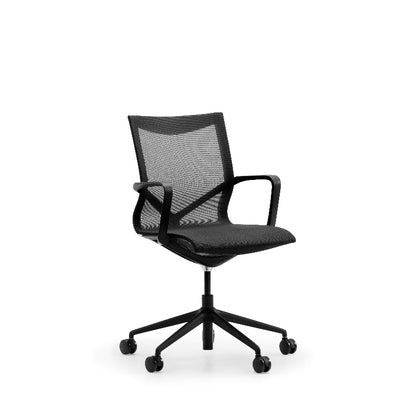 Lavoro Vina Meeting Chair in black – Vina Front 3-4 Black